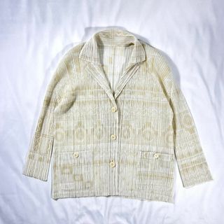 PLEATS PLEASE ISSEY MIYAKE(テーラードジャケット)のフリマ PLEATS PLEASE ISSEY MIYAKE(テーラードジャケット)のフリマ