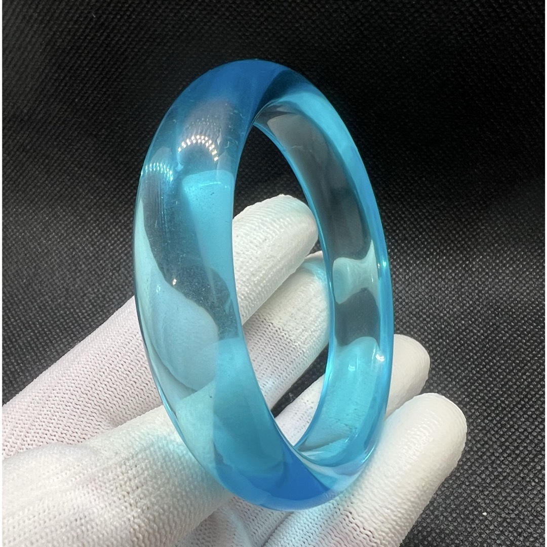 イミテーションアクセサリーブルーのバンクルAB1021 レディースのアクセサリー(ブレスレット/バングル)の商品写真