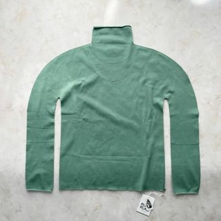 PLEATS PLEASE ISSEY MIYAKE(グリーン・カーキ/緑色系)の新品 PLEATS PLEASE ISSEY MIYAKE(グリーン・カーキ/緑色系)の新品