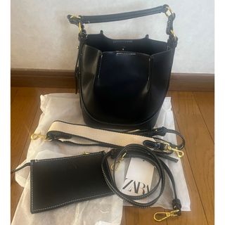 ZARA - ZARA トップステッチ バケットバッグ ショルダーバッグ ZARA - ZARA トップステッチ バケットバッグ ショルダーバッグ