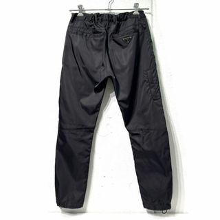 PRADA - PRADA Re-Nylon パンツ 2023年 44 ブラック 三角 PRADA - PRADA Re-Nylon パンツ 2023年 44 ブラック 三角