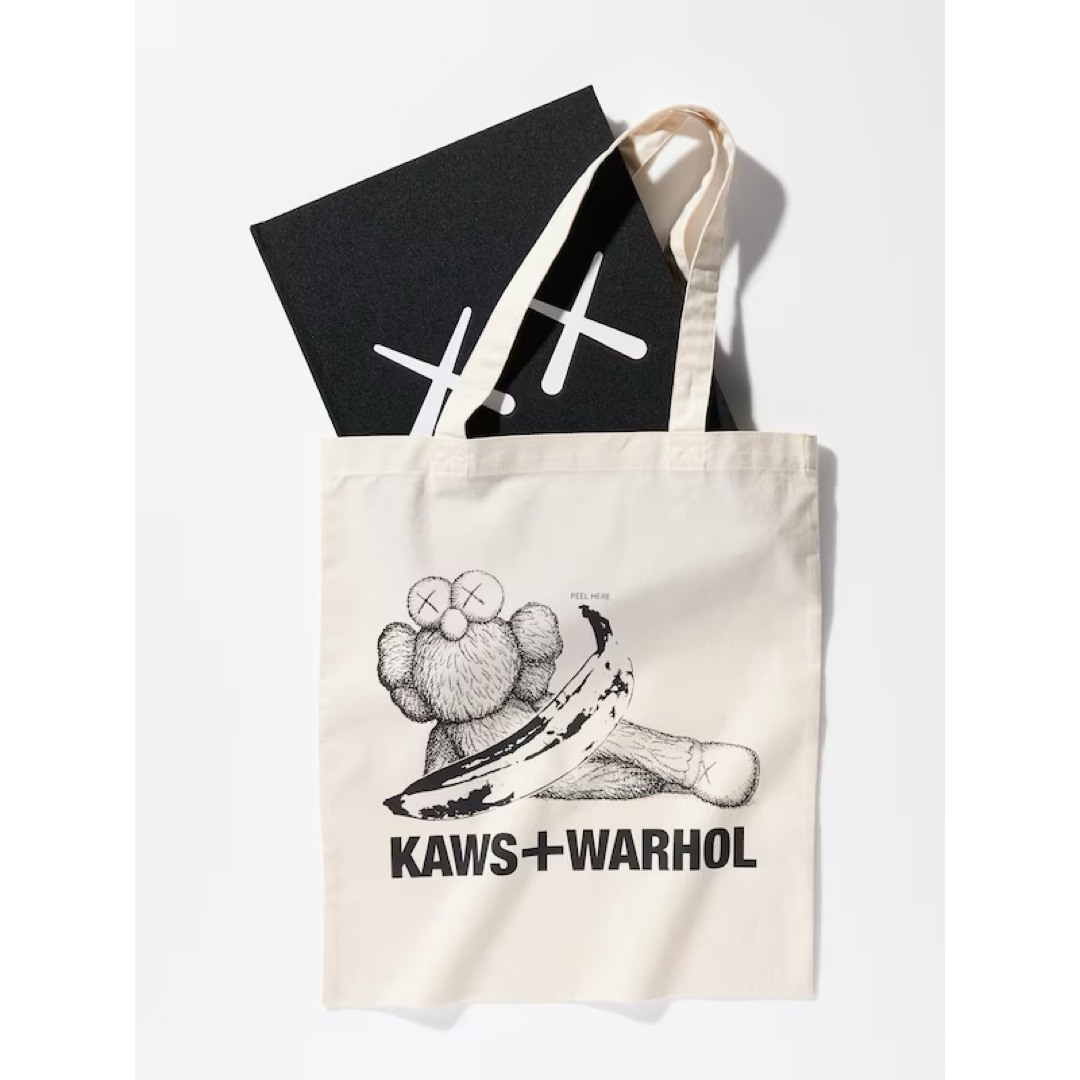 UNIQLO(ユニクロ)のユニクロ カウズ+ウォーホル KAWS アートブック トートバッグ Warhol メンズのバッグ(トートバッグ)の商品写真