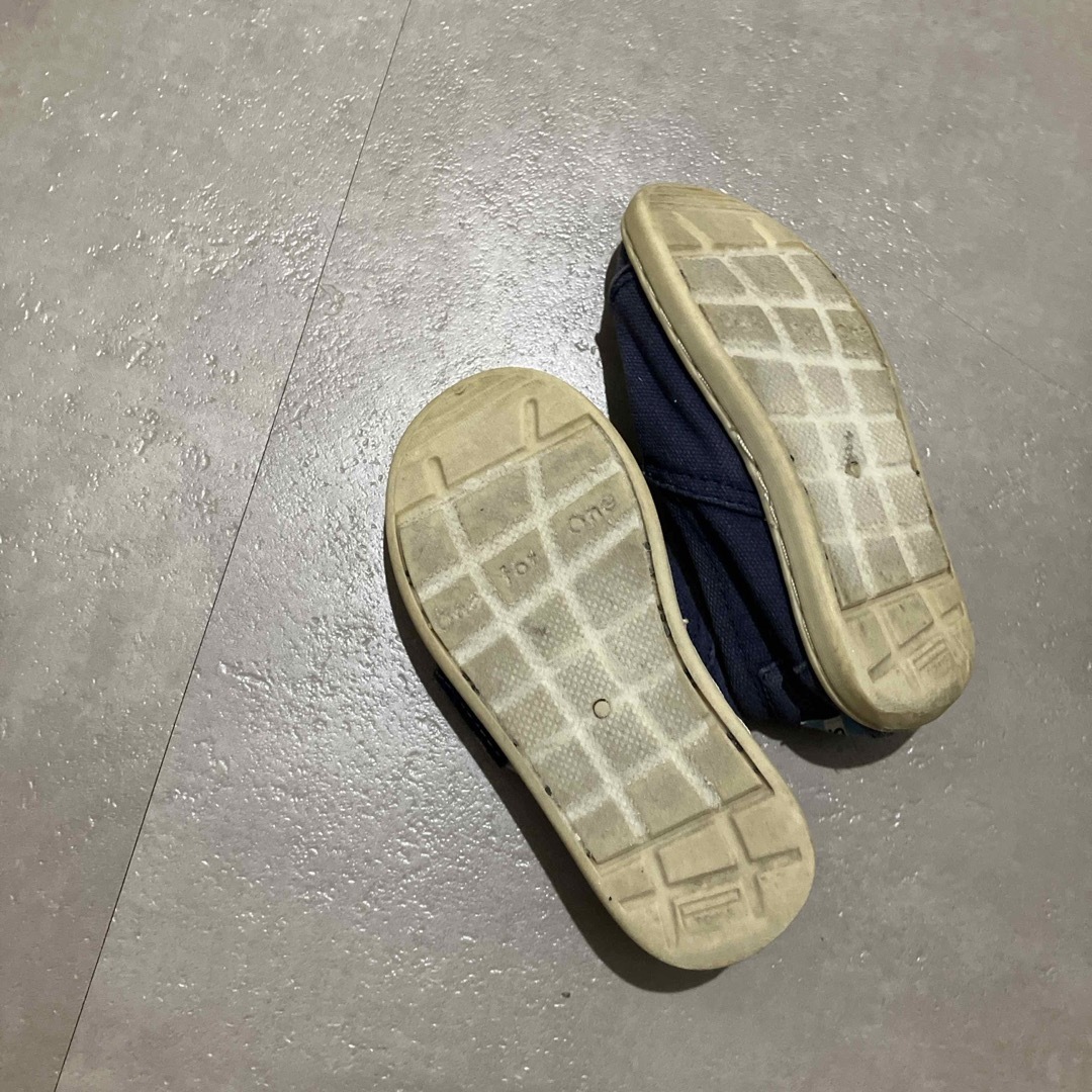 TOMS(トムス)のトムスベビーシューズ14cm キッズ/ベビー/マタニティのベビー靴/シューズ(~14cm)(スリッポン)の商品写真