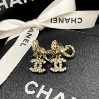 品良く着こなすため CHANEL(ピアス)のフリマアイテム一覧 ピアス