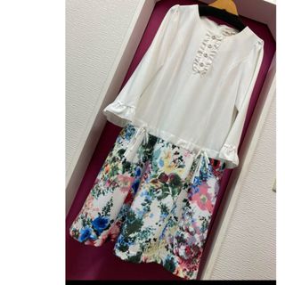 Max Mara - 新品タグ付き‼️【マックスマーラ】38上質シルク100 Max Mara - 新品タグ付き‼️【マックスマーラ】38上質シルク100
