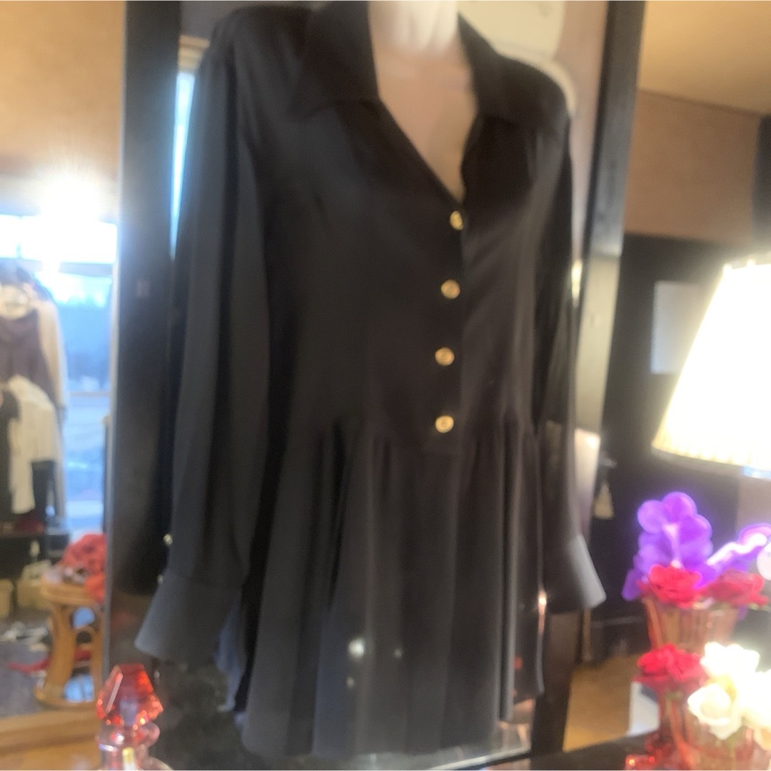 CHANEL(シャネル)のCHANEL ブラウス　カーディガン　シルク　シースルー レディースのトップス(シャツ/ブラウス(長袖/七分))の商品写真