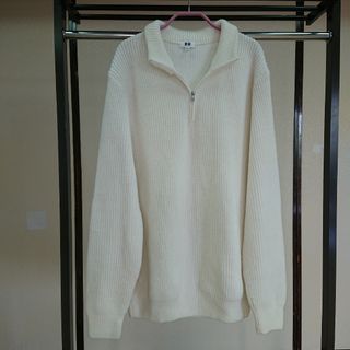 UNIQLO - UNIQLO C ユニクロシー UNIQLOC リラックスVネック UNIQLO - UNIQLO C ユニクロシー UNIQLOC リラックスVネック