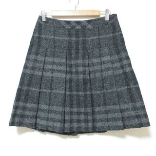 BURBERRY(ミニスカート ・ ピンク/桃色系)のフリマアイテム一覧 BURBERRY(ミニスカート ・ ピンク/桃色系)のフリマアイテム一覧