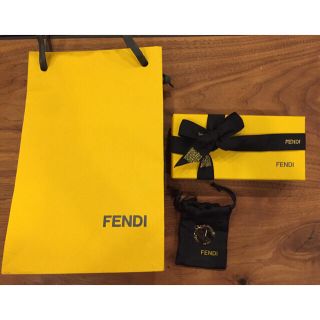 フェンディ(FENDI)の★みやっち様専用★【正規品】FENDI イニシャルチャーム 『Ｙ』(ネックレス)