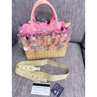 PRADA(かごバッグ/ストローバッグ)のフリマアイテム一覧 PRADA(かごバッグ/ストローバッグ)のフリマアイテム一覧