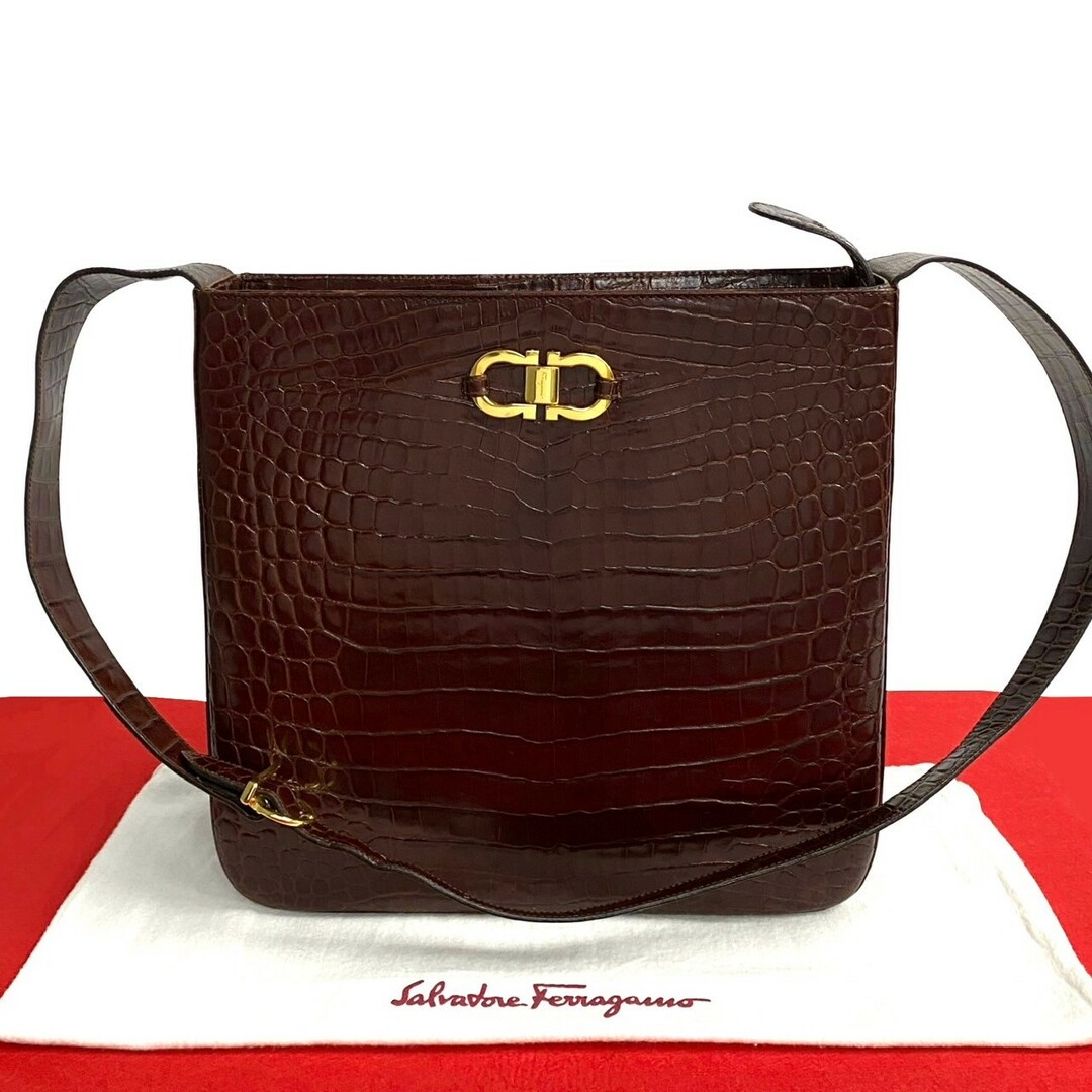 Salvatore Ferragamo - 極 美品 Salvatore Ferragamo サルヴァトーレフェラガモ ヴィンテージ ガンチーニ 金具 レザー ワン ショルダーバッグ ブラウン 27348