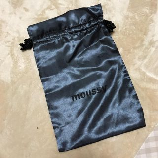 マウジー(moussy)のmoussy巾着袋(ポーチ)