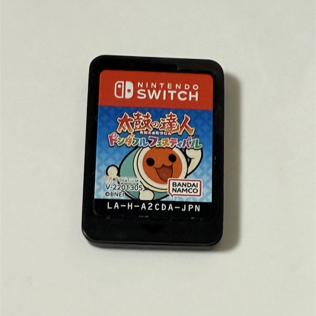 Nintendo Switch(ニンテンドースイッチ)のNintendo Switch 太鼓の達人 カセット ドンダフルフェスティバル エンタメ/ホビーのゲームソフト/ゲーム機本体(家庭用ゲームソフト)の商品写真