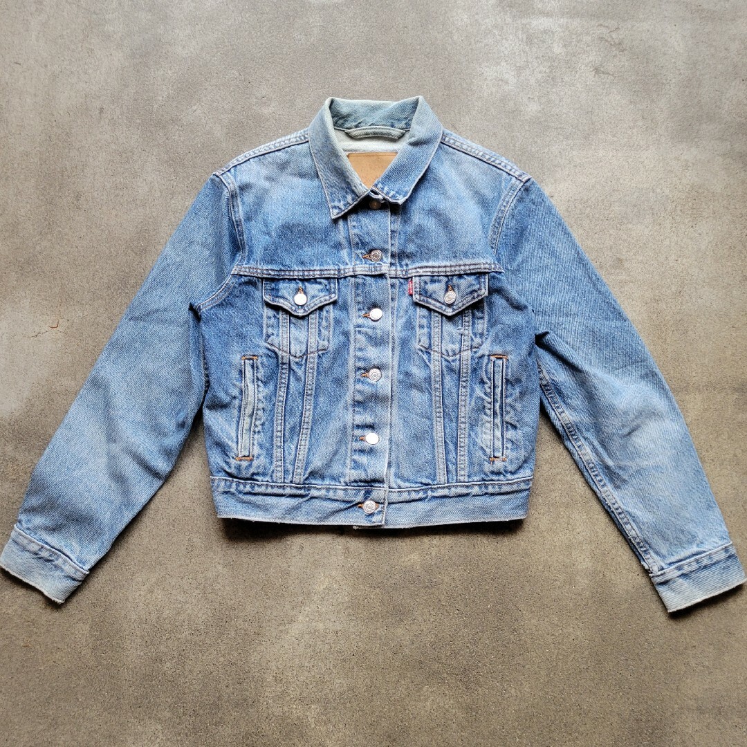 USA製 Levi's リーバイス ユニセックス デニムジャケット レディースのジャケット/アウター(Gジャン/デニムジャケット)の商品写真