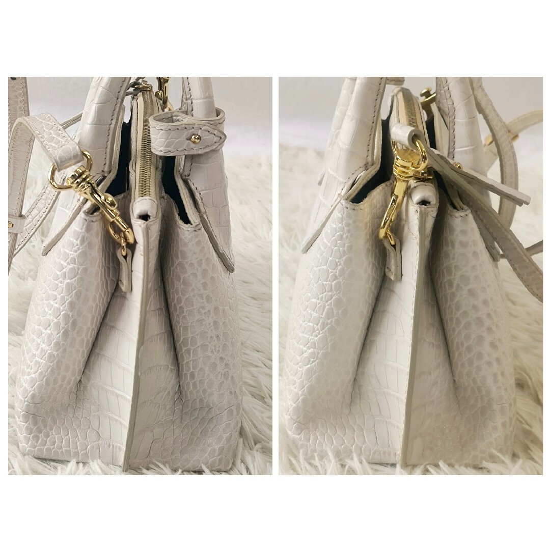 IACUCCI(イアクッチ)のIACUCCI イアクッチ ベラールS クロコ 2way ショルダーバック レディースのバッグ(ショルダーバッグ)の商品写真