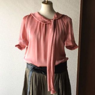 ザラ(ZARA)のクンドゥン様の専用です✳︎くすみピンク＊ボウタイブラウス(シャツ/ブラウス(半袖/袖なし))