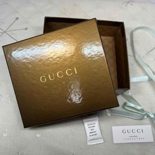GUCCI - 極美品 GUCCI グッチ 空箱 リボン付きの通販 by ミヤ GUCCI - 極美品 GUCCI グッチ 空箱 リボン付きの通販 by ミヤ