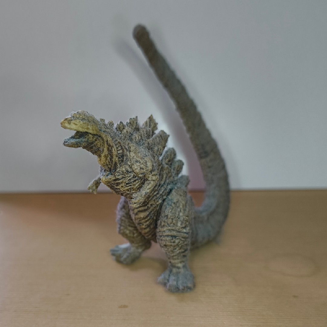 BANDAI(バンダイ)のゴジラ　シン・ゴジラ　HGミニフィギュア3種類＋昭和ゴジラ エンタメ/ホビーのフィギュア(特撮)の商品写真