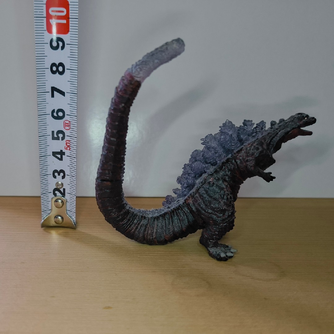 BANDAI(バンダイ)のゴジラ　シン・ゴジラ　HGミニフィギュア3種類＋昭和ゴジラ エンタメ/ホビーのフィギュア(特撮)の商品写真