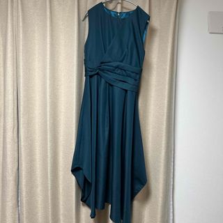 プールヴー(POURVOUS)のパーティドレス(ロングドレス)