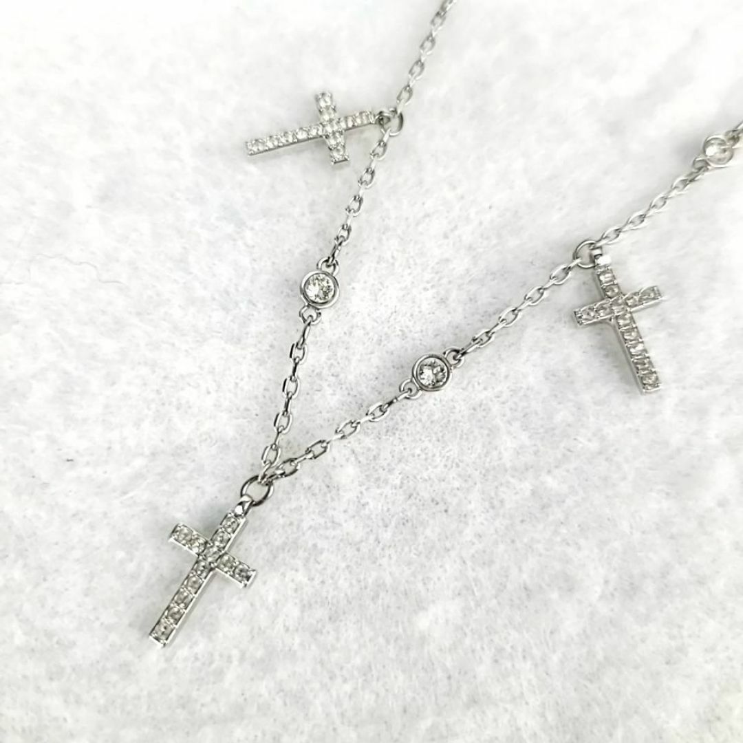 ファッション SWAROVSKI - ○未使用級◎スワロフスキー ネックレス 3連クロス アクセサリー