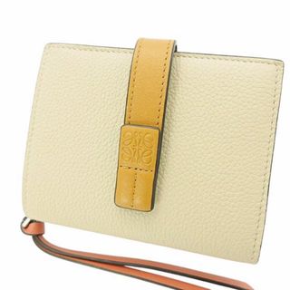 LOEWE(財布 ・ ベージュ系)のフリマアイテム一覧 LOEWE(財布 ・ ベージュ系)のフリマアイテム一覧