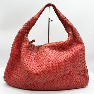 BOTTEGA VENETA(ショルダーバッグ ・ レッド/赤色系)のフリマ BOTTEGA VENETA(ショルダーバッグ ・ レッド/赤色系)のフリマ