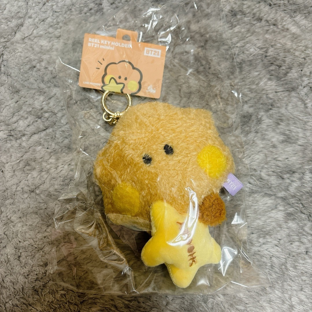 BT21(ビーティーイシビル)のBT21 シュキ shooky ぬいぐるみ リール キーホルダー エンタメ/ホビーのおもちゃ/ぬいぐるみ(キャラクターグッズ)の商品写真