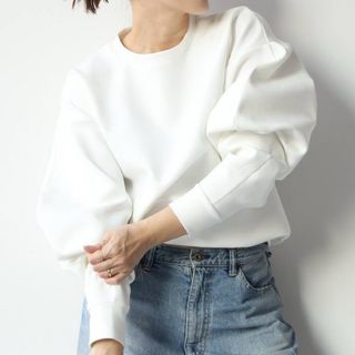 YONFA ヨンファ パリススウェットプルオーバーの通販 by Shop YONFA ヨンファ パリススウェットプルオーバーの通販 by Shop