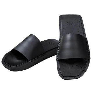 Y-3(サンダル)のフリマアイテム一覧 Y-3(サンダル)のフリマアイテム一覧