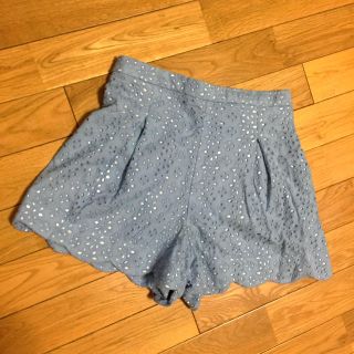 【美品】刺繍レースショートパンツ(ショートパンツ)