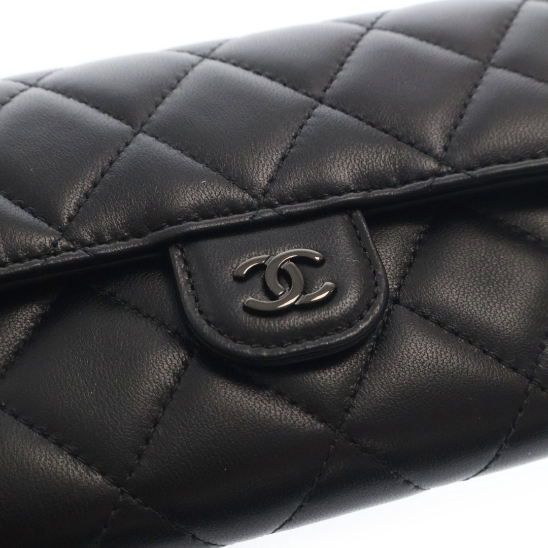CHANEL - CHANEL シャネル マトラッセ ロング フラップ CHANEL - CHANEL シャネル マトラッセ ロング フラップ
