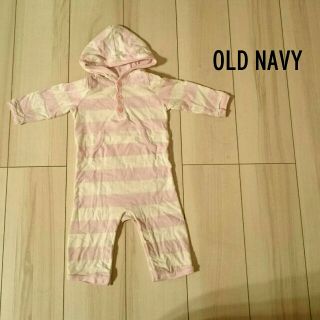 オールドネイビー(Old Navy)のOLD NAVY♡フードつきボーダーロンパース(ロンパース)