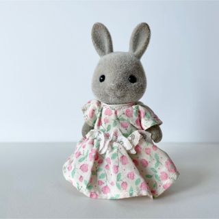 ぬいぐるみ (グレー/灰色系)のフリマアイテム一覧 ぬいぐるみ (グレー/灰色系)のフリマアイテム一覧