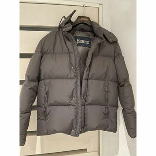 HERNO - ヘルノ ラミナー フーデット ダウンジャケット ブルゾン HERNO - ヘルノ ラミナー フーデット ダウンジャケット ブルゾン