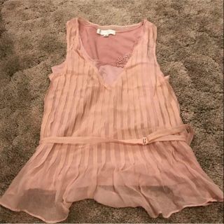 ジルスチュアート(JILLSTUART)のJILL STUART  ピンクベージュ ノースリーブ 未使用(シャツ/ブラウス(半袖/袖なし))