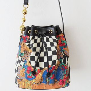 Gianni Versace(バッグ)のフリマアイテム一覧 Gianni Versace(バッグ)のフリマアイテム一覧