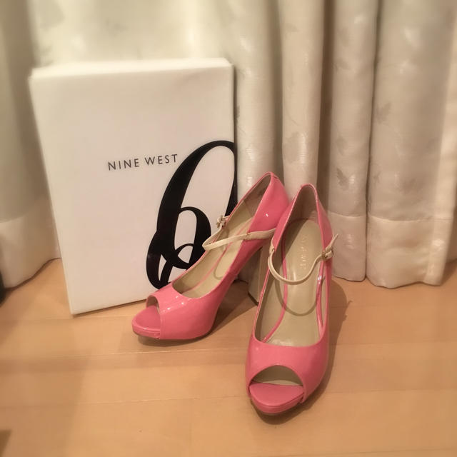 NINE WEST(ナインウエスト)の最終値下げ♡美品 NINE WEST♡オープントゥパンプス♡ レディースの靴/シューズ(ハイヒール/パンプス)の商品写真