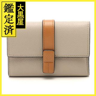 LOEWE(財布 ・ ベージュ系)のフリマアイテム一覧 LOEWE(財布 ・ ベージュ系)のフリマアイテム一覧