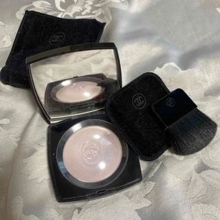 CHANEL - シャネル ハイライトパウダーの通販 by くまこSHOP CHANEL - シャネル ハイライトパウダーの通販 by くまこSHOP