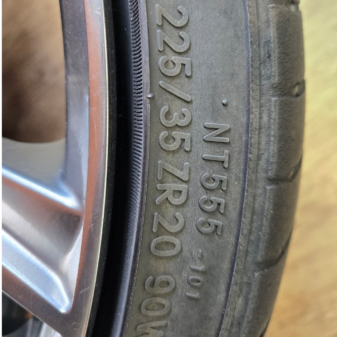 ハイエース用 トヨタ純正風 20インチホイール、タイヤ 4本セット ハイエース用 トヨタ純正風 20インチホイール、タイヤ 4本セット