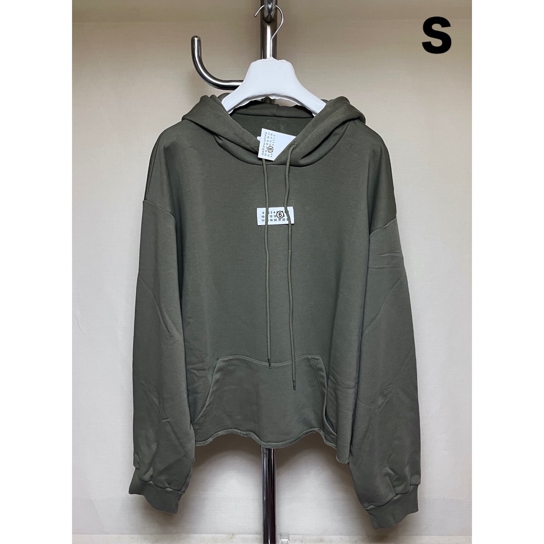 MM6 - 新品 S 24aw メゾン マルジェラ MM6 ブランドロゴパーカー 17671