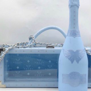 エンジェルシャンパン - エンジェルヴィンテージ レッド 空瓶の エンジェルシャンパン - エンジェルヴィンテージ レッド 空瓶の