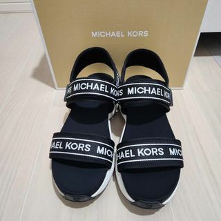 MICHAEL KORS(サンダル)のフリマアイテム一覧 MICHAEL KORS(サンダル)のフリマアイテム一覧