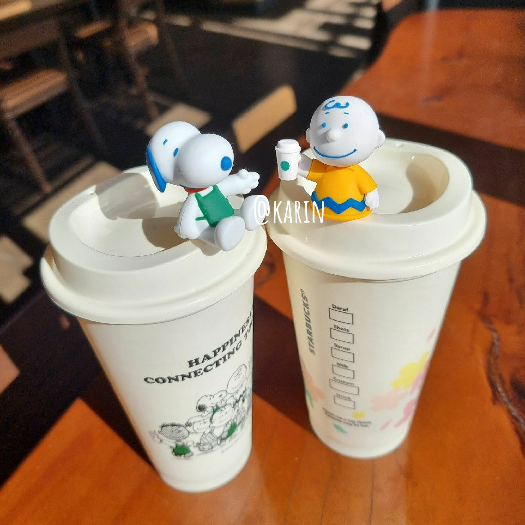 Starbucks Coffee - ベトナムスタバ ☆ SNOOPY ドリンクホール Starbucks Coffee - ベトナムスタバ ☆ SNOOPY ドリンクホール