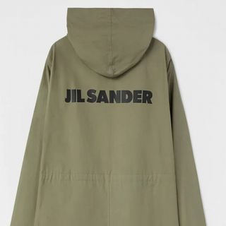 UNDERCOVER - GU x UNDERCOVER パデットコート Mサイズ 新品未 UNDERCOVER - GU x UNDERCOVER パデットコート Mサイズ 新品未