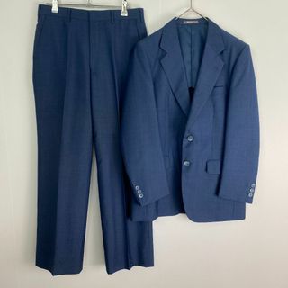 カジュアルスーツ　青　セレモニー　希少カラー　お洒落　あらゆるシーンに万能(セットアップ)