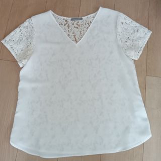Theory luxe(シャツ/ブラウス(半袖/袖なし))のフリマアイテム一覧 Theory luxe(シャツ/ブラウス(半袖/袖なし))のフリマアイテム一覧