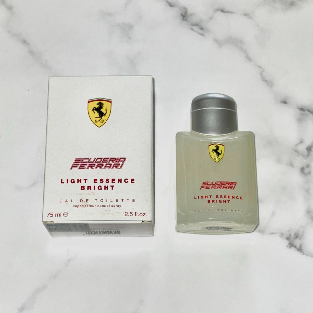 Ferrari - フェラーリ ライトエッセンス ブライト オードトワレ Ferrari - フェラーリ ライトエッセンス ブライト オードトワレ