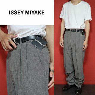 ISSEY MIYAKE(スラックス)のフリマアイテム一覧 ISSEY MIYAKE(スラックス)のフリマアイテム一覧